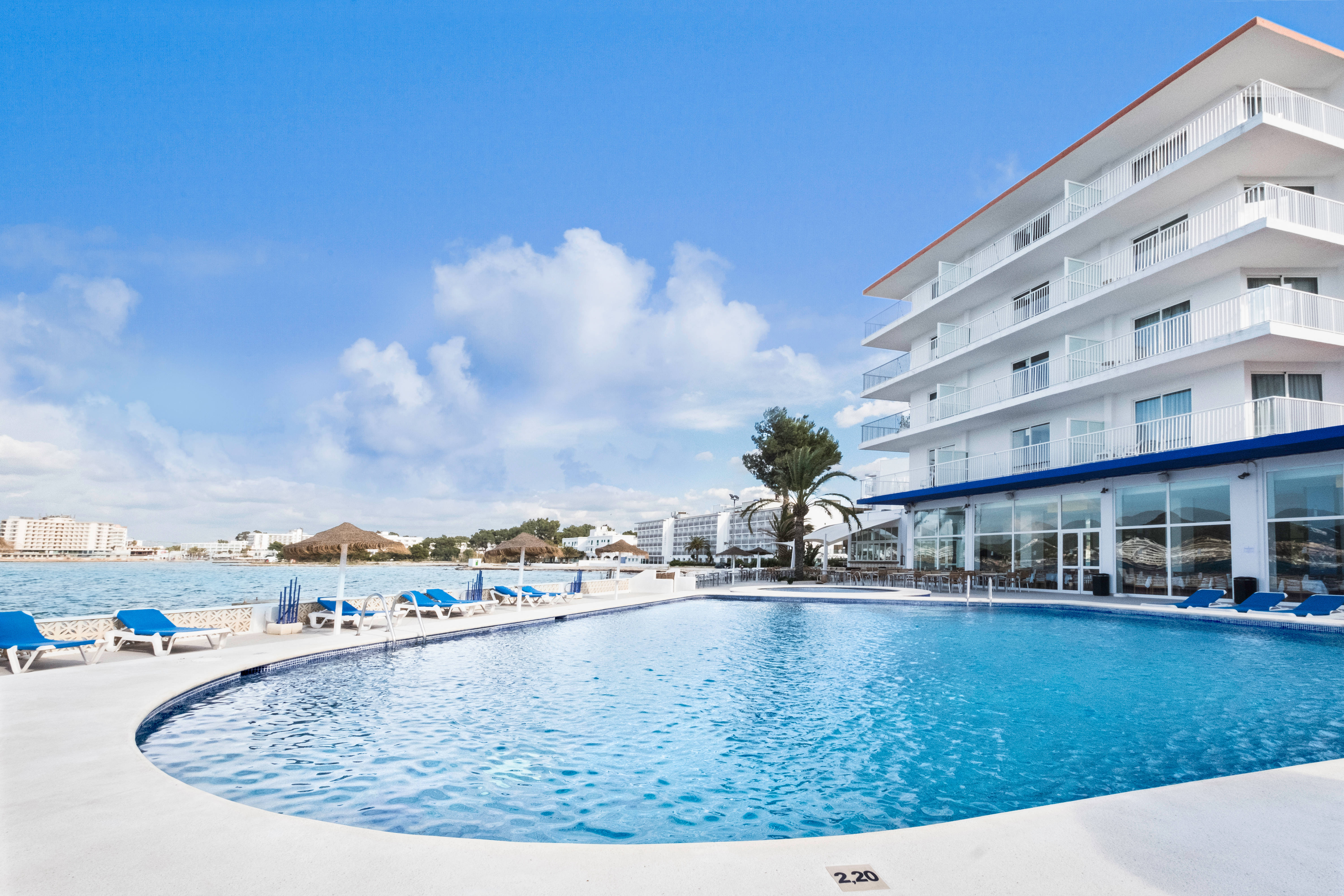 azuLine Hoteles Mar Amantis & II 1