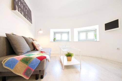MalagaUrbanRooms - Central Suites 2