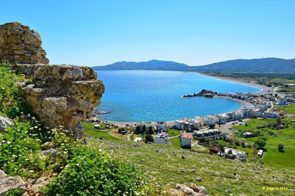 Next to Haraki beach , taverns bars & 10 to Lindos 1