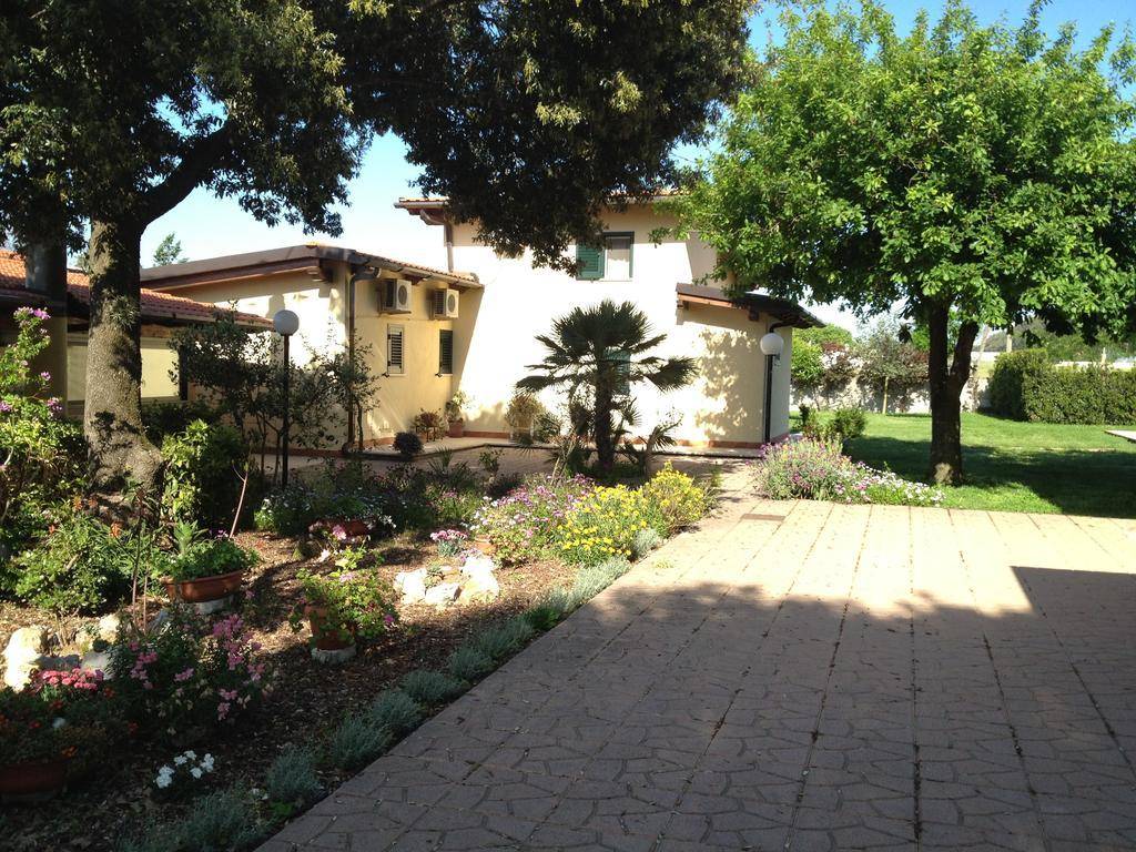 I Lecci Guesthouse 1