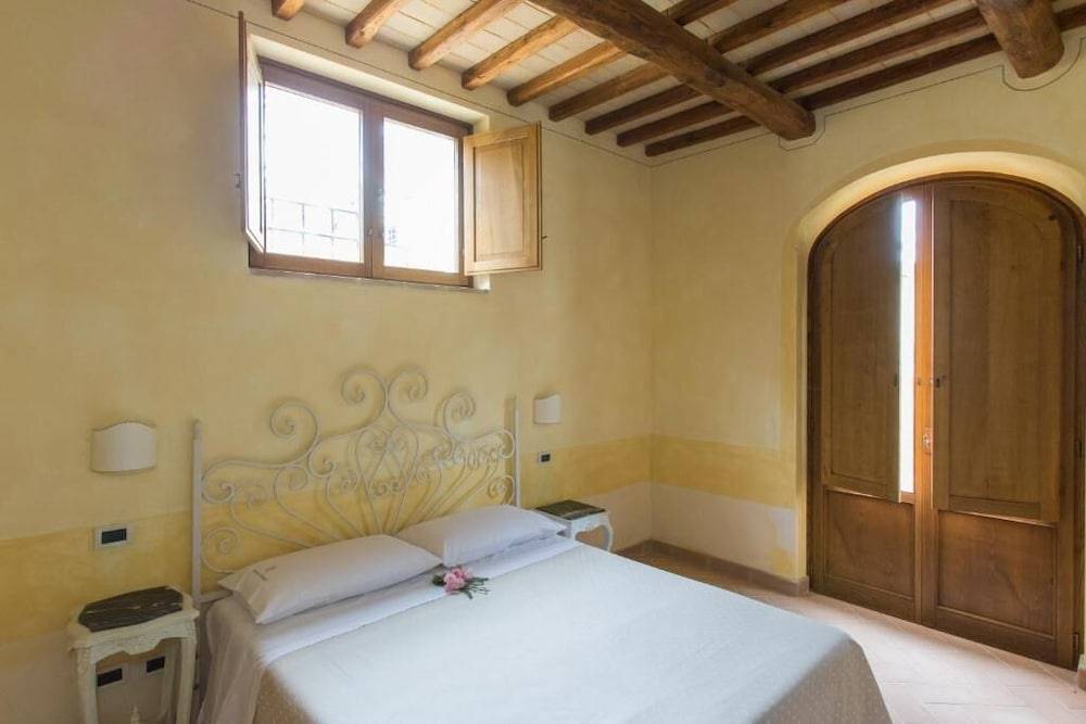Il Borgo Di San Michele 2