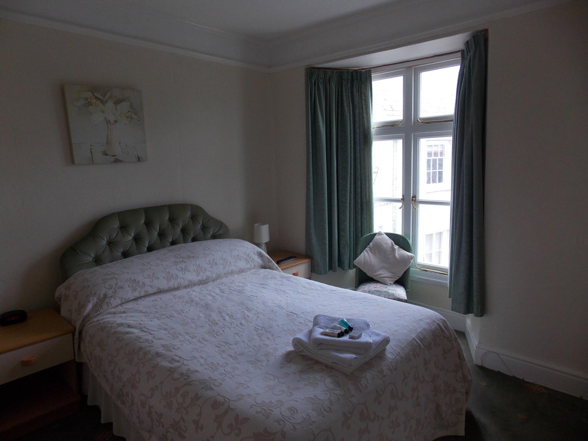 The Crown Hotel 1