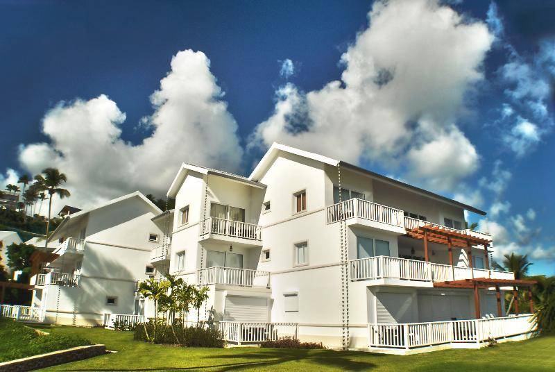 Spectacular Ocean View Top Floor 1-Bedroom Condo, Vista Mare, Samana DR 2