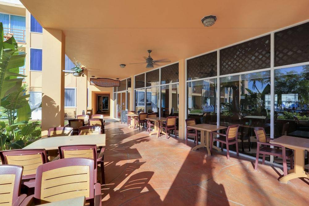 Dolphin Beach Resort 2