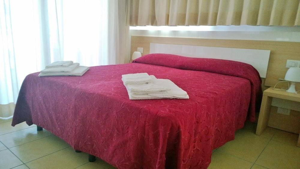 Hotel Tritone 2