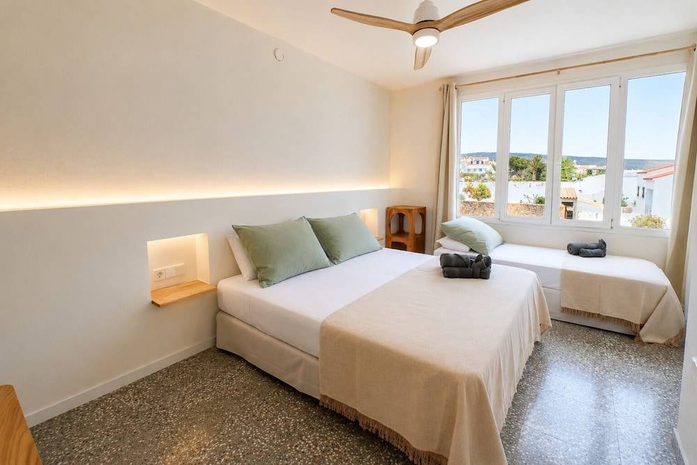 Hotel S'Algaret 2