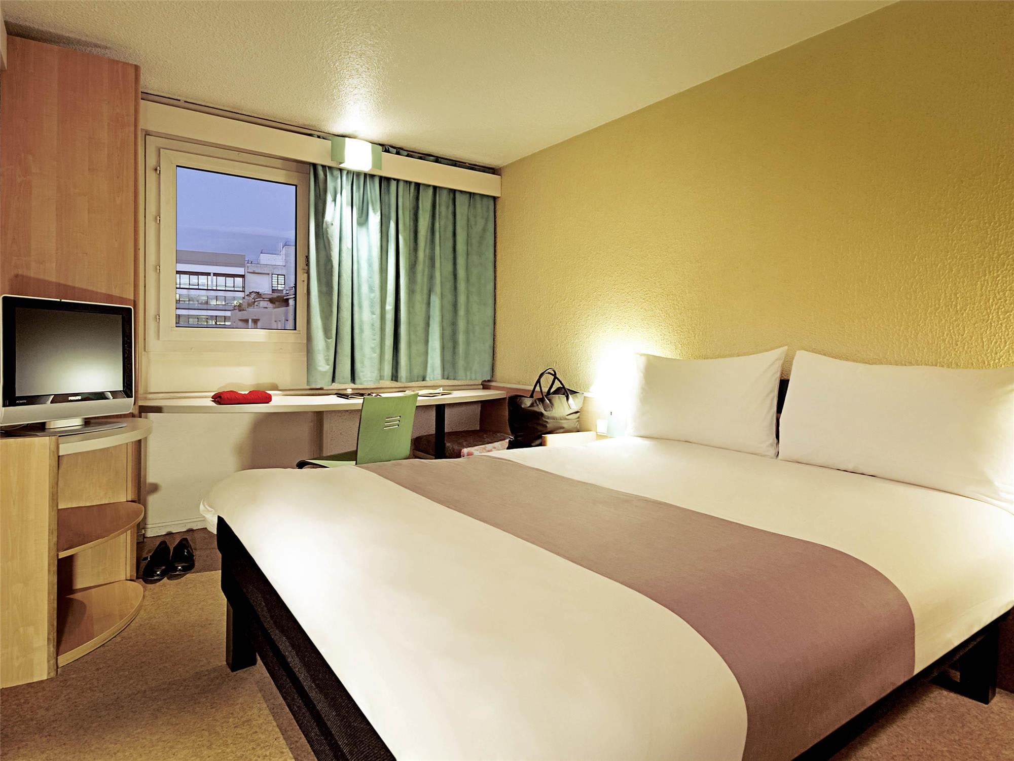 ibis Cambrai 2