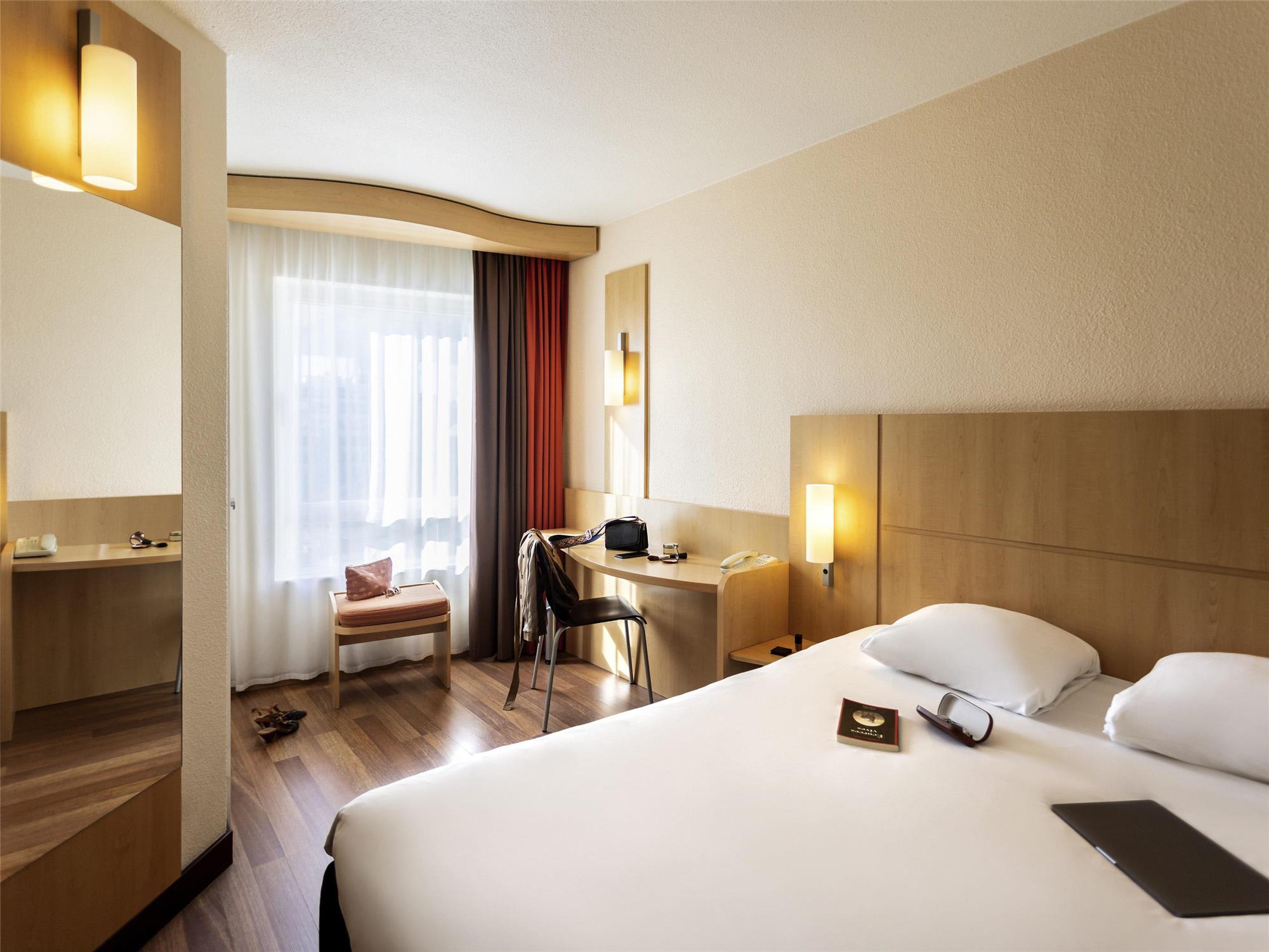 ibis Antwerpen Centrum 1