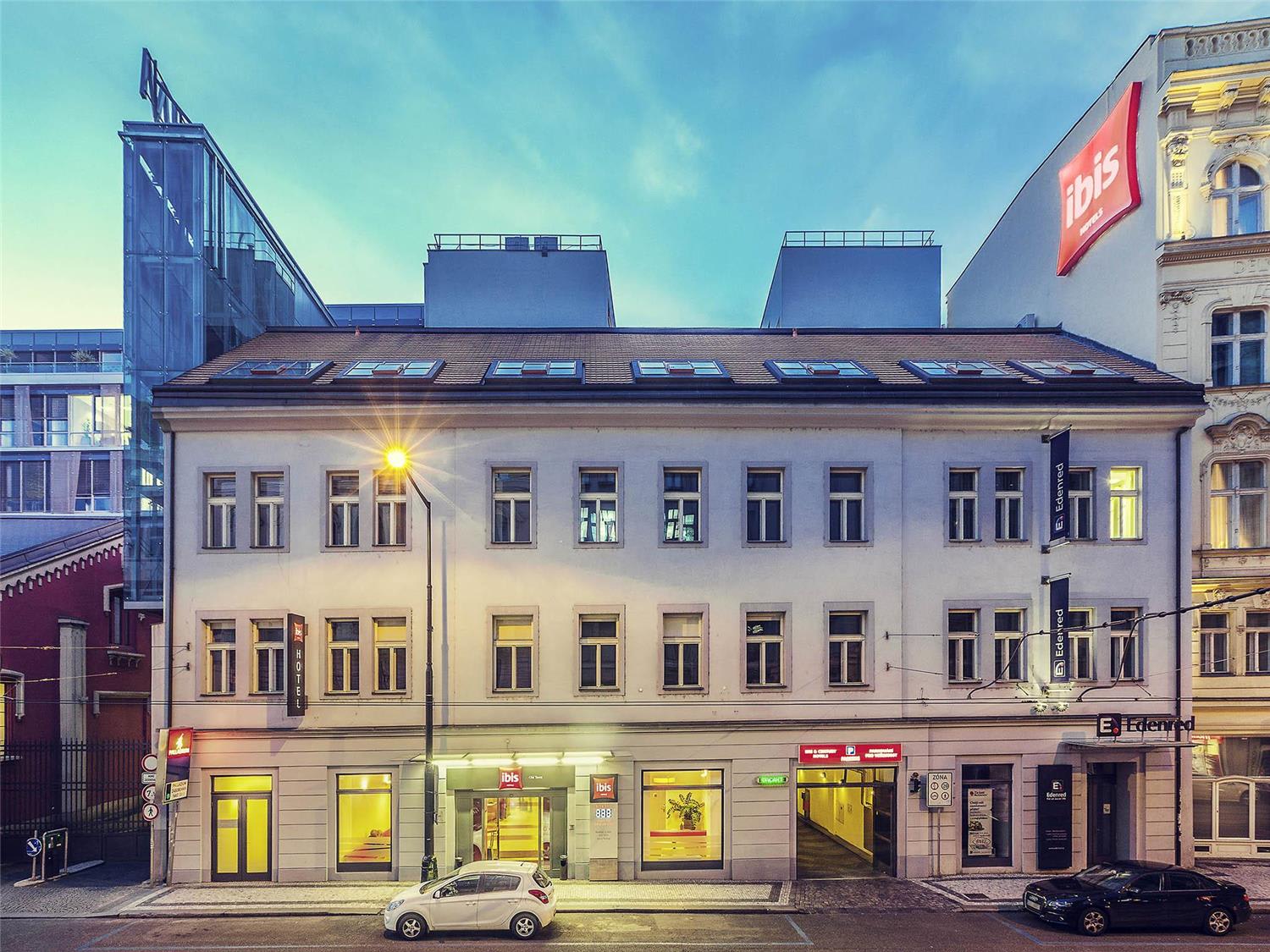 Ibis Praha Old Town 1