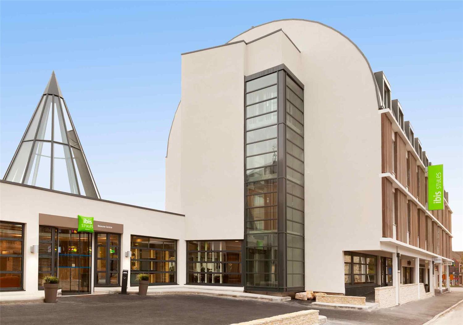 ibis Styles Beaune Centre 1
