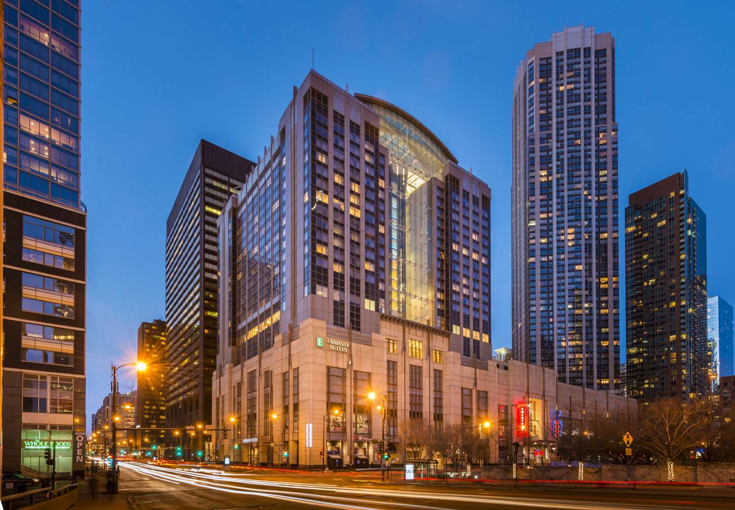 Embassy Suites by Hilton Chicago Magnificent Mile 1