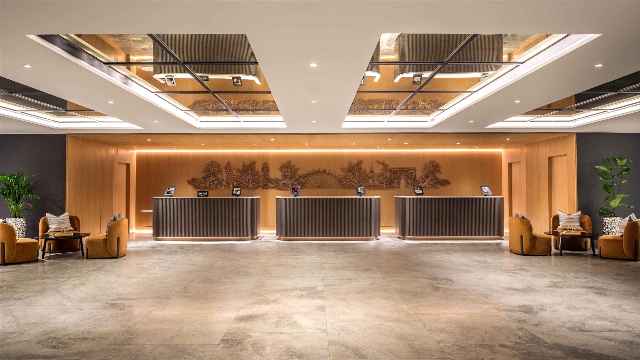 Hilton London Metropole 1