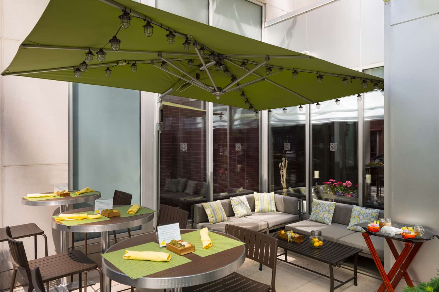 Hilton Garden Inn New York/Manhattan-Midtown East 2