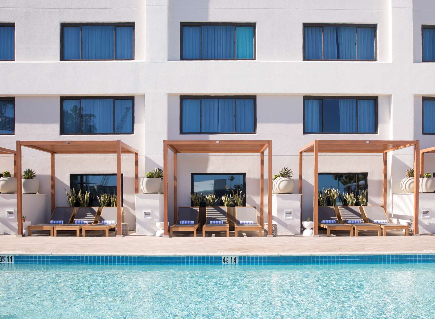 Hilton Santa Monica Hotel & Suites 1