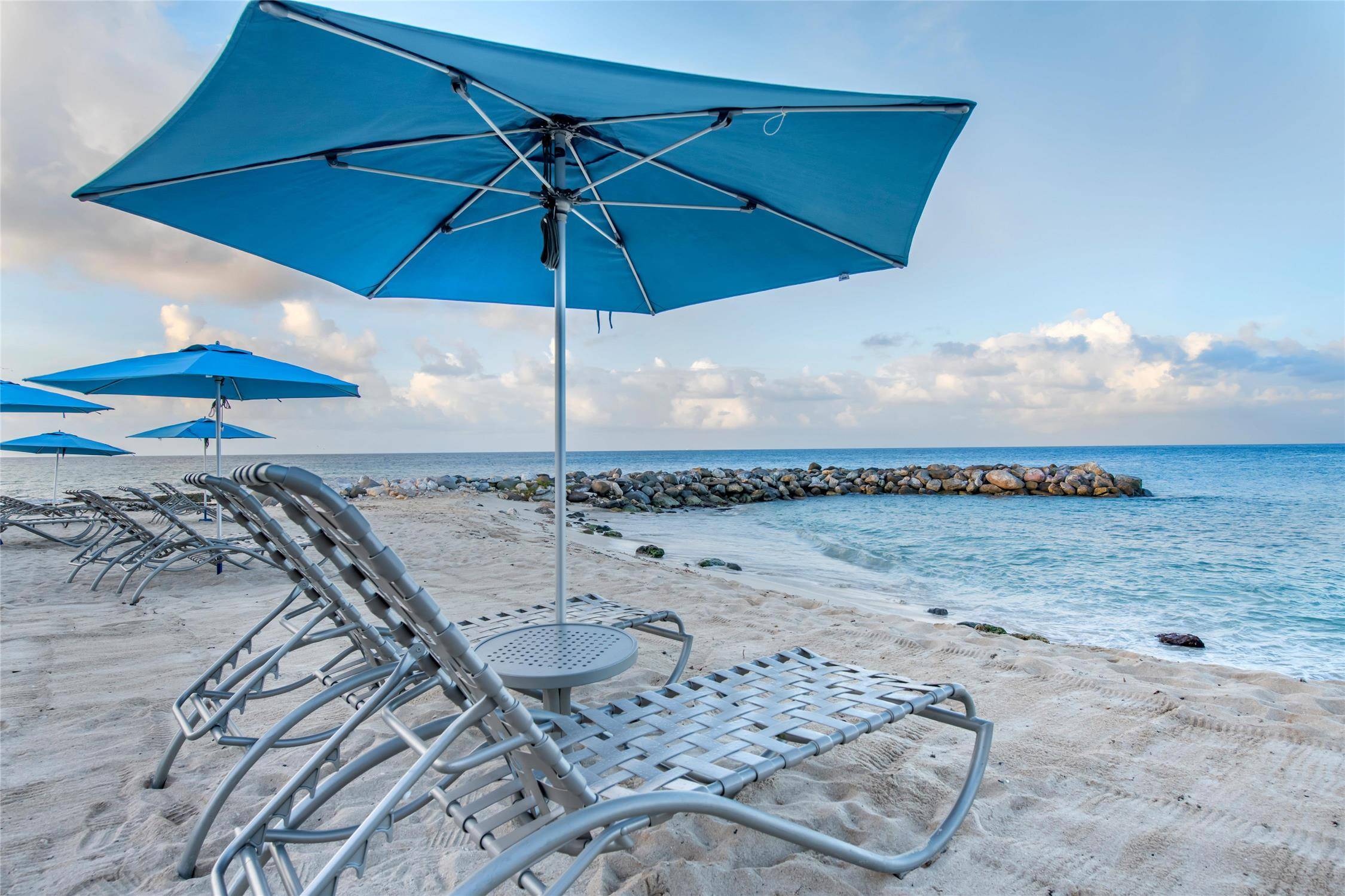 Hilton Vacation Club Flamingo Beach St. Maarten 2