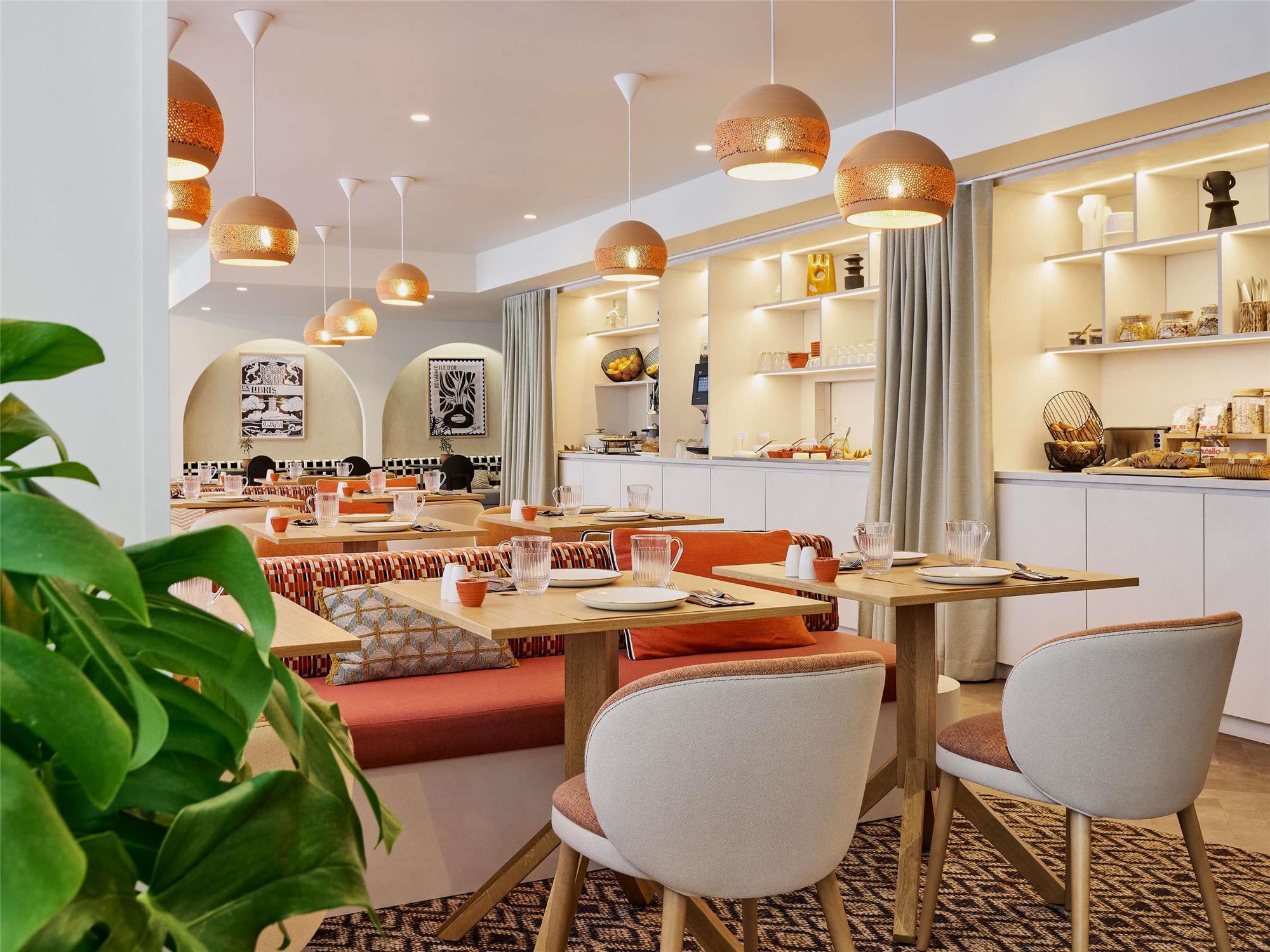 Mercure Saint Raphael Centre Plage 1