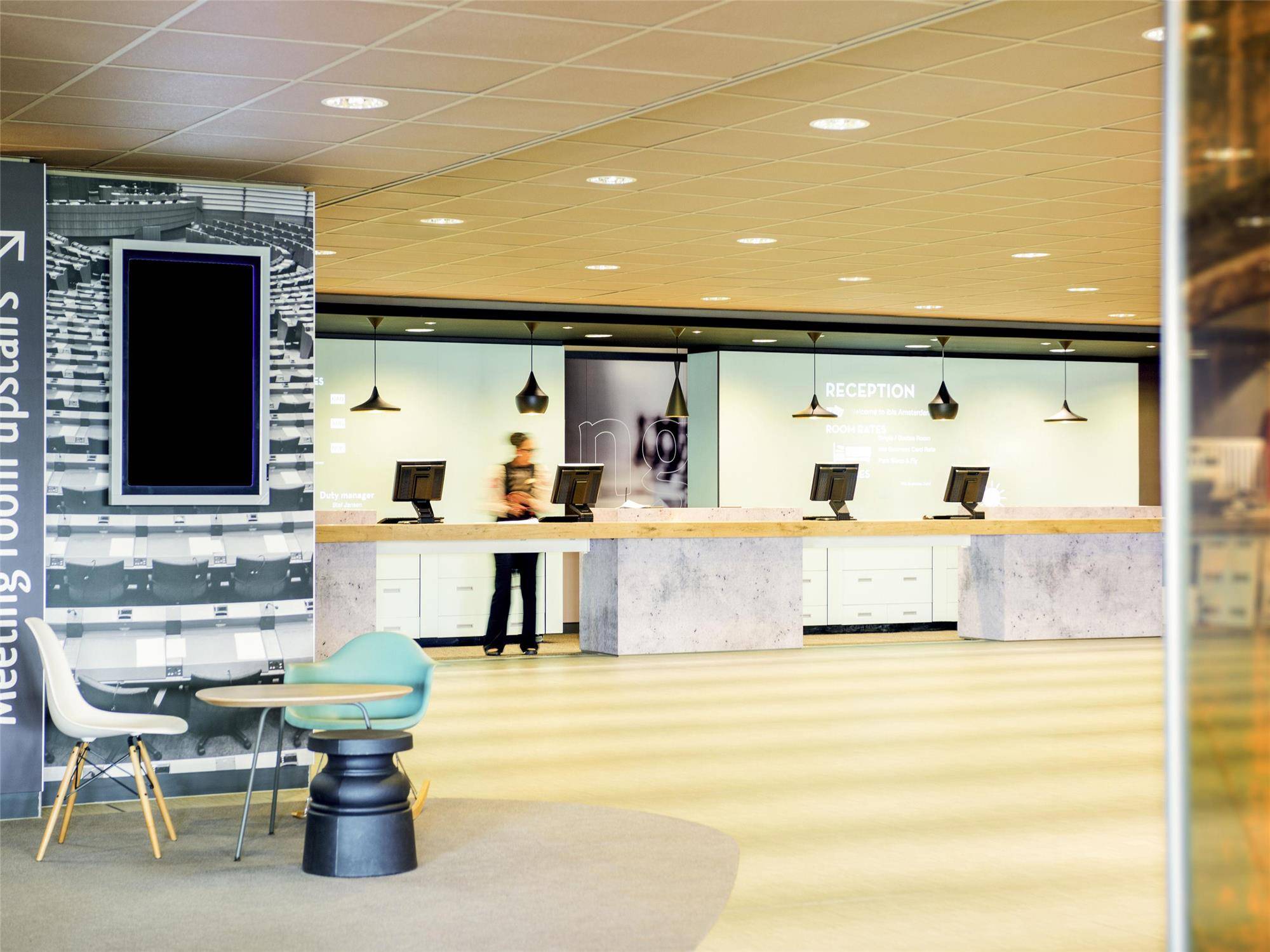 Ibis Schiphol Amsterdam Airport 1