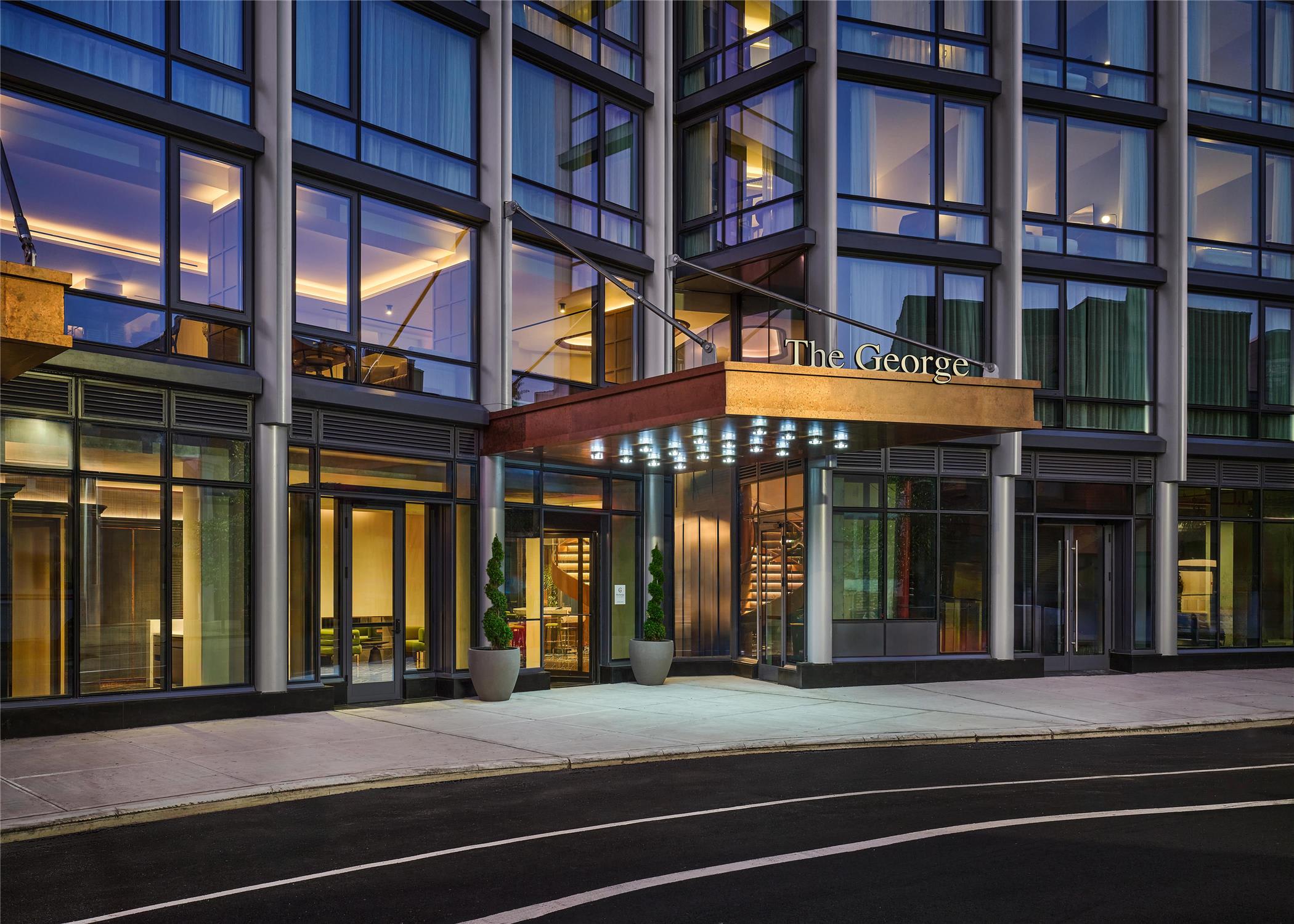 The George Manhattan, Tapestry Collection By Hilton 1