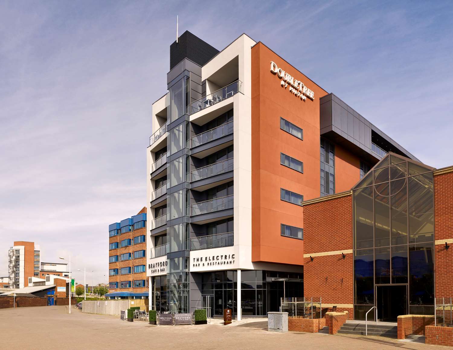 DoubleTree by Hilton Lincoln 1