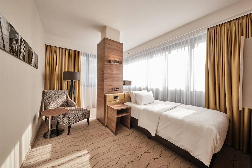 Radisson Blu Hotel, Bonn (T) 2