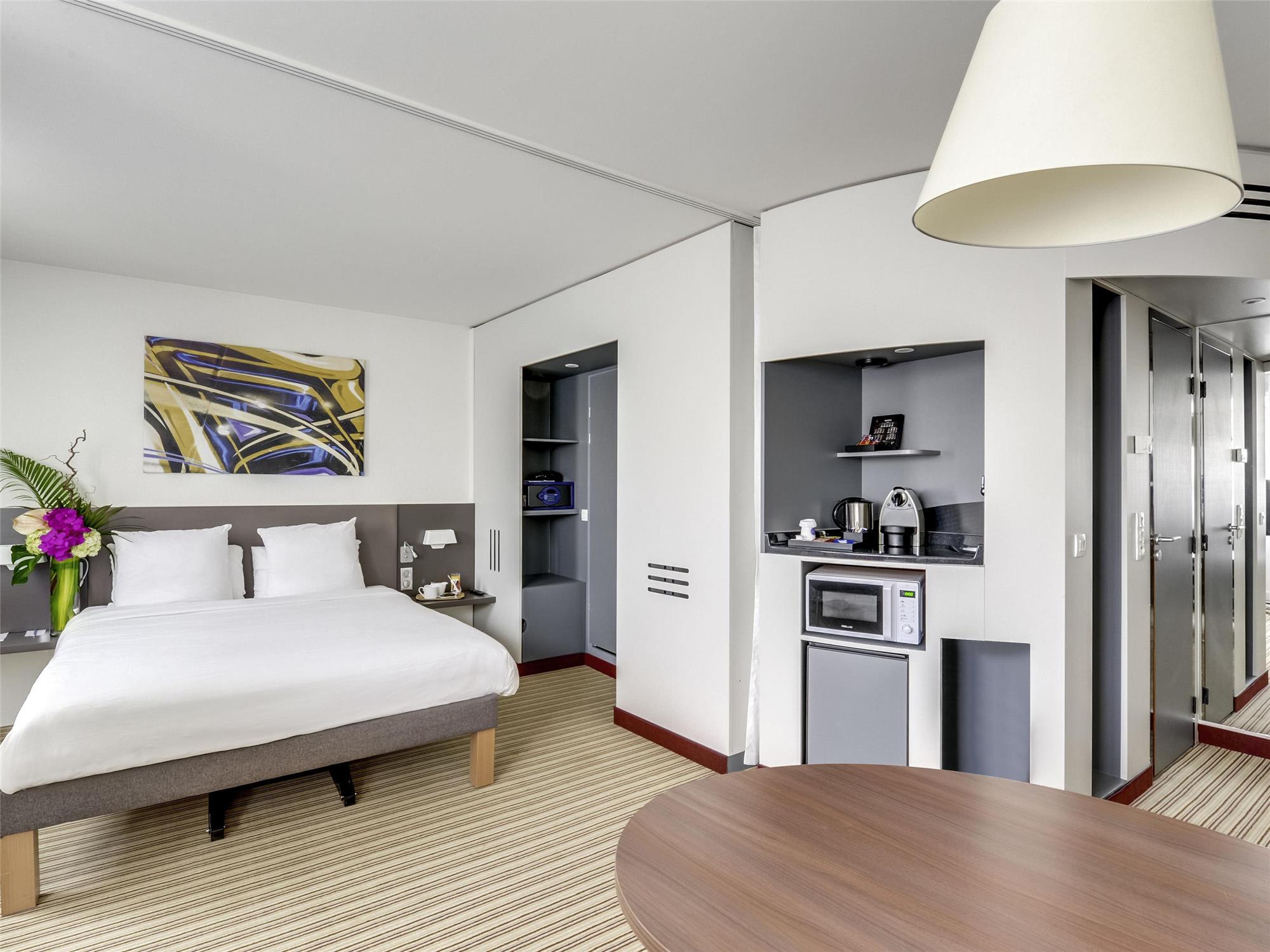 Novotel Suites Paris Montreuil Vincennes 1