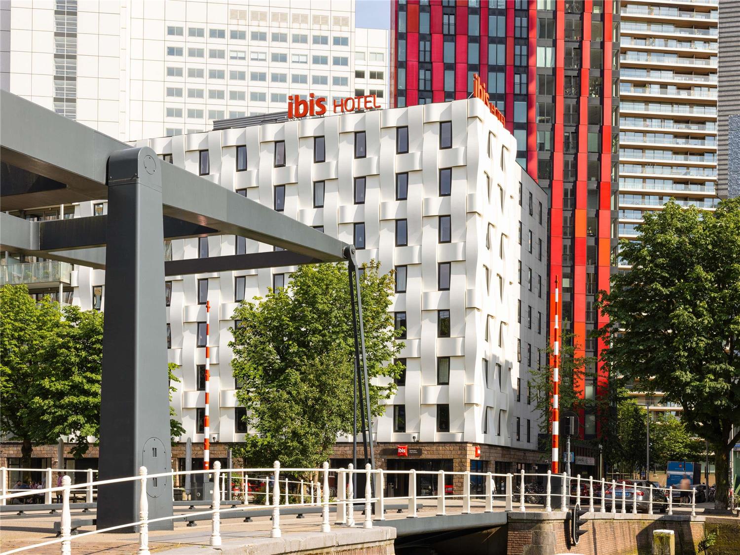 ibis Rotterdam City Centre 1