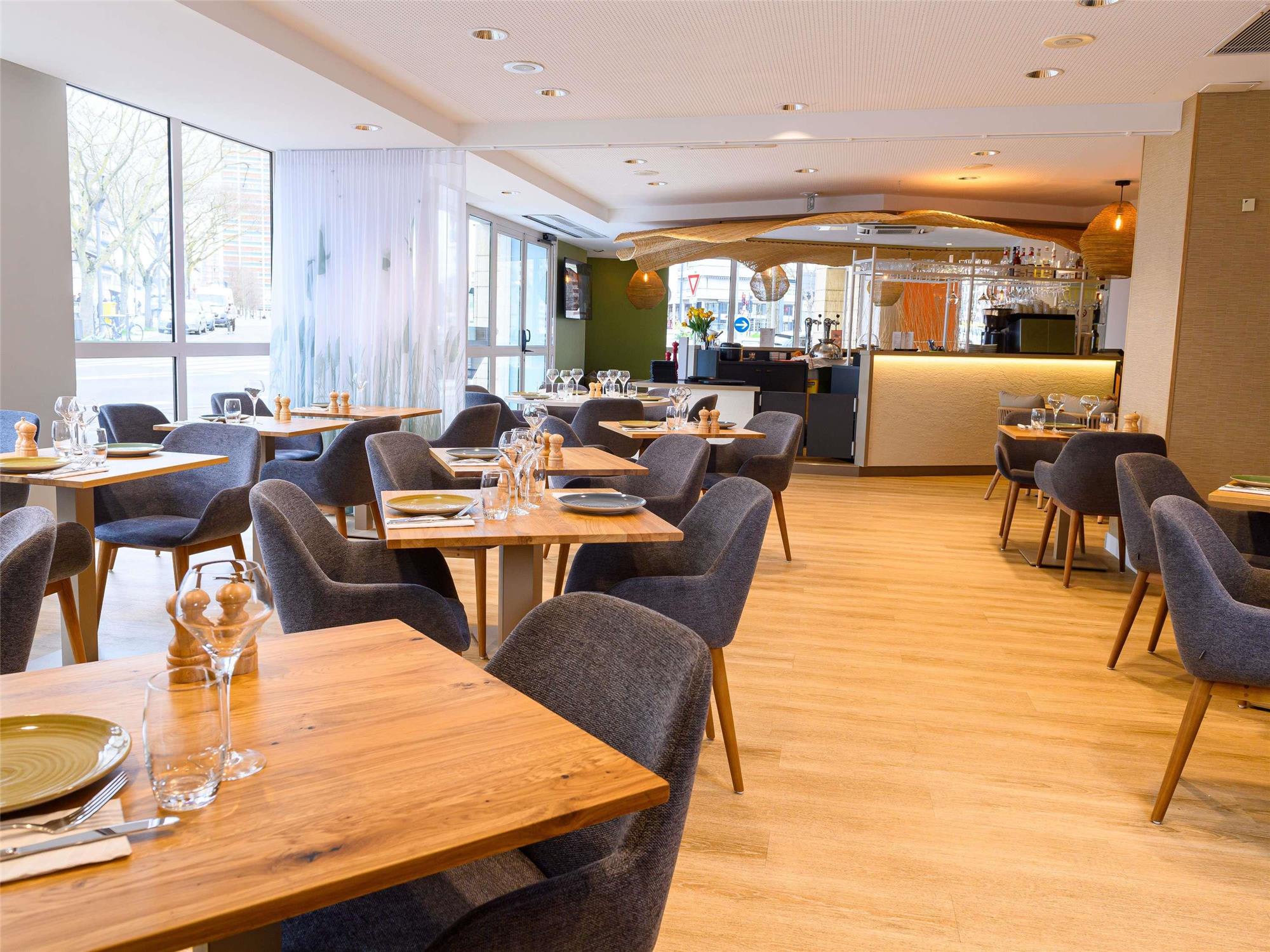 ibis Styles Tours Centre 1