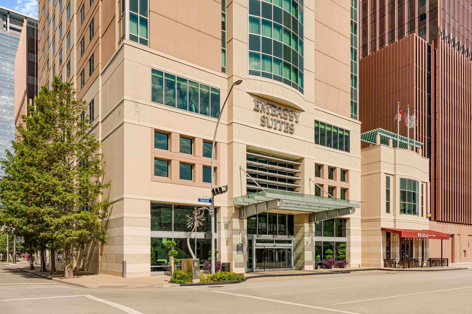 Embassy Suites by Hilton Houston Downtown 1