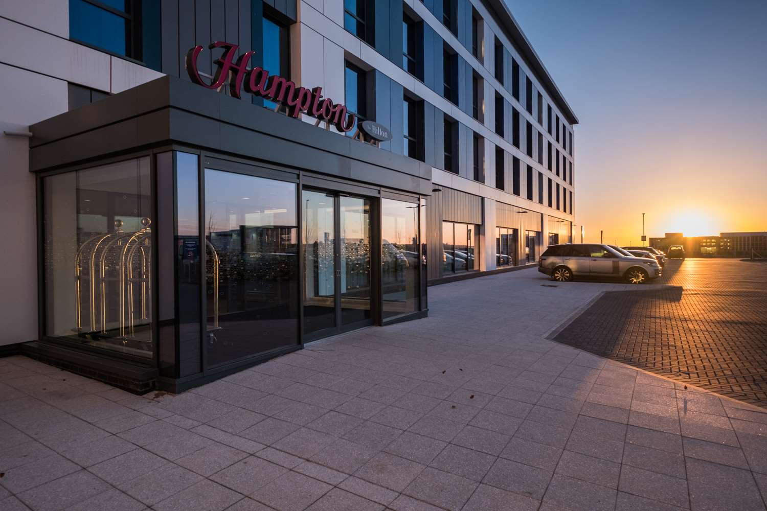 Hampton by Hilton Aberdeen Airport 1