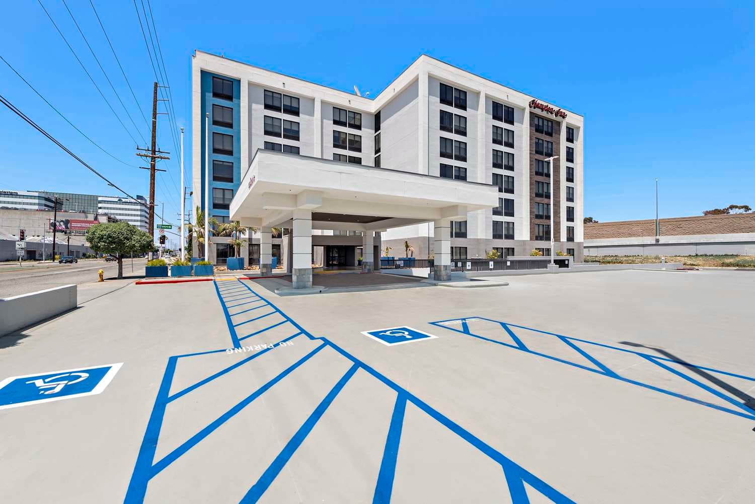 Hampton Inn by Hilton Los Angeles Airport 1