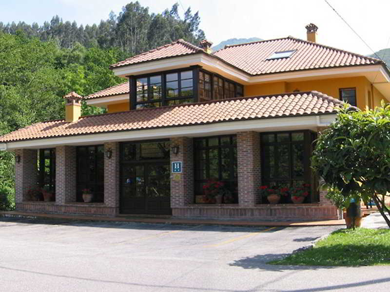 Hotel Benzua 1