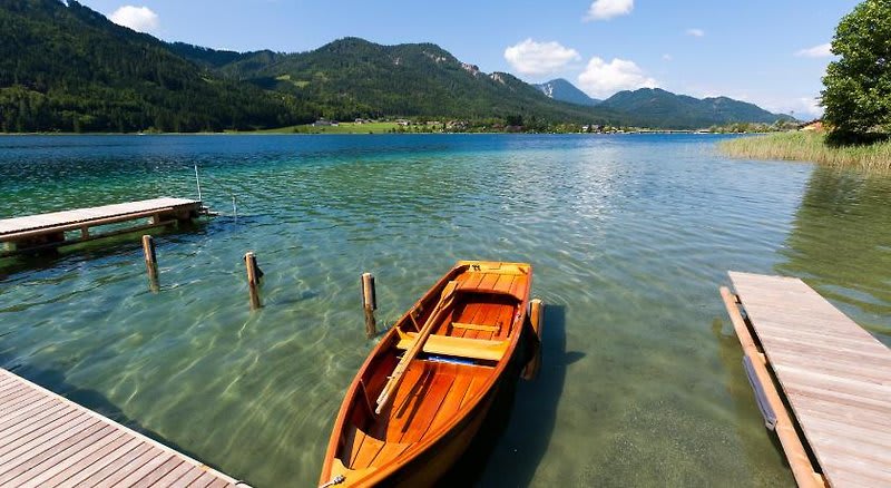 Strandhotel am Weissensee 1