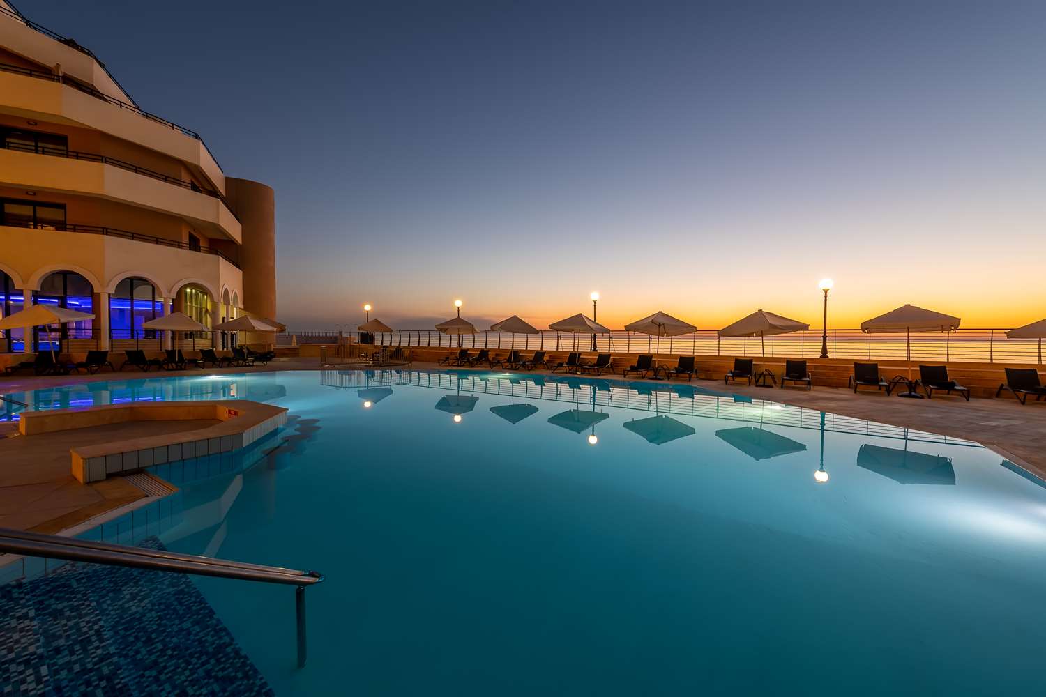 Radisson Blu Resort, Malta St. Julian's 1