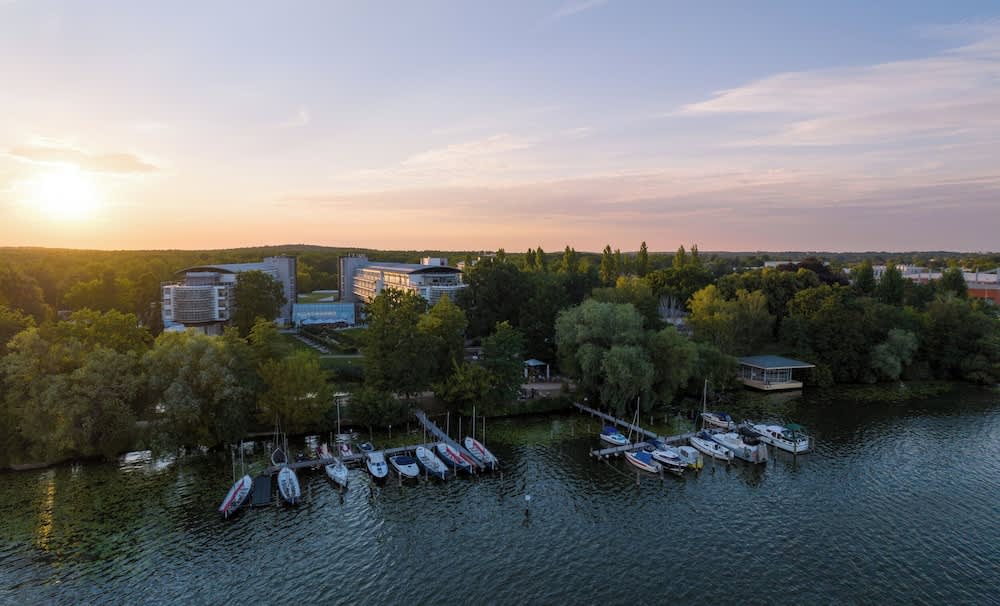Kongresshotel Potsdam am Templiner See 1
