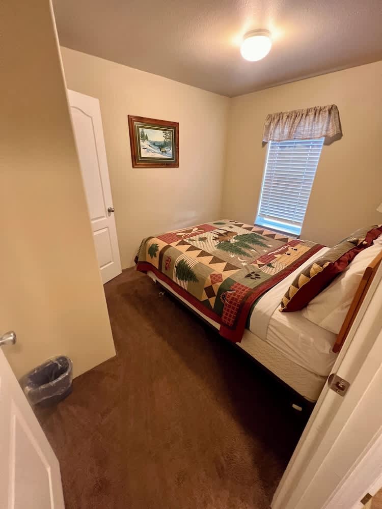 Pioneer Motel 1