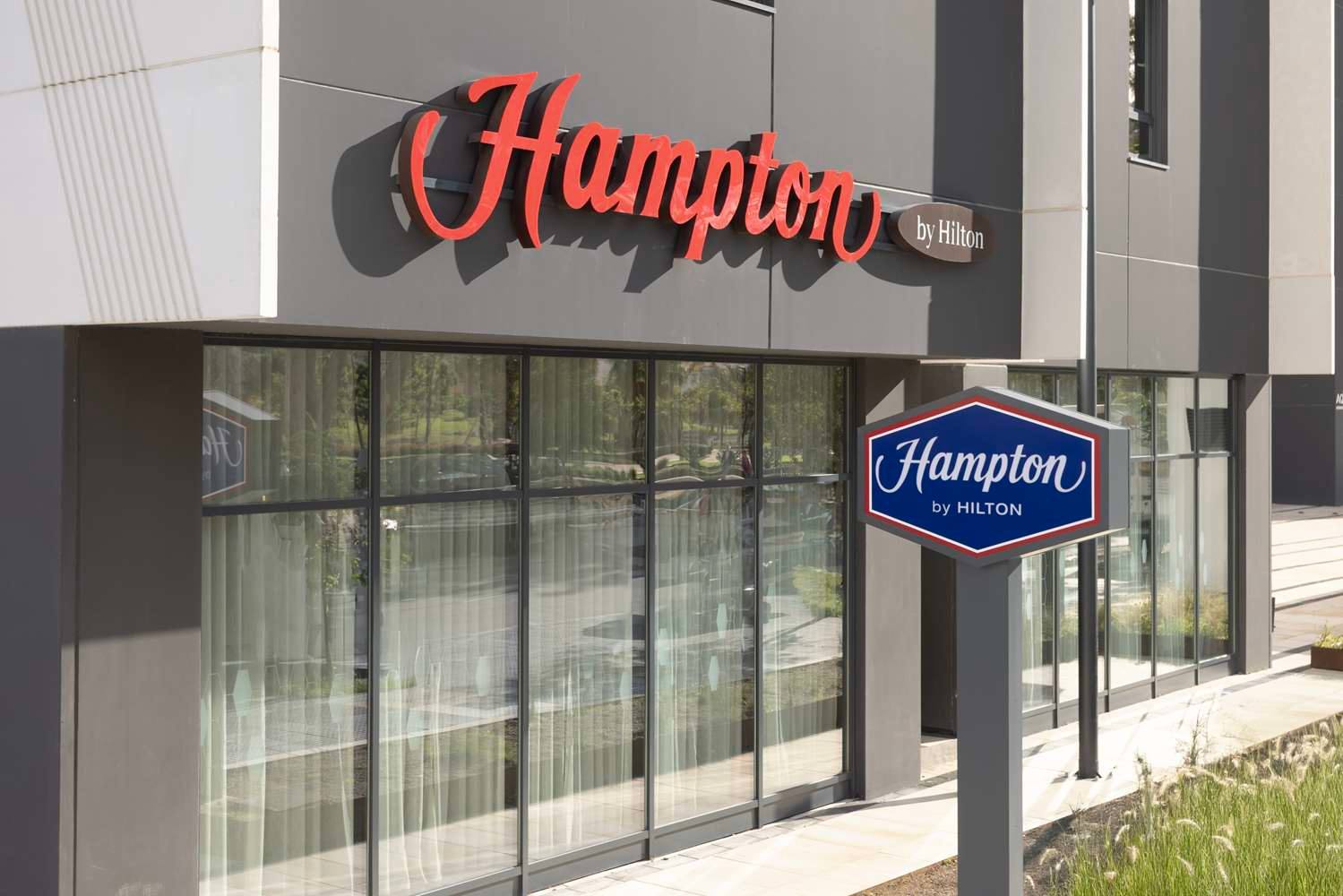 Hampton By Hilton Malaga Martiricos 2