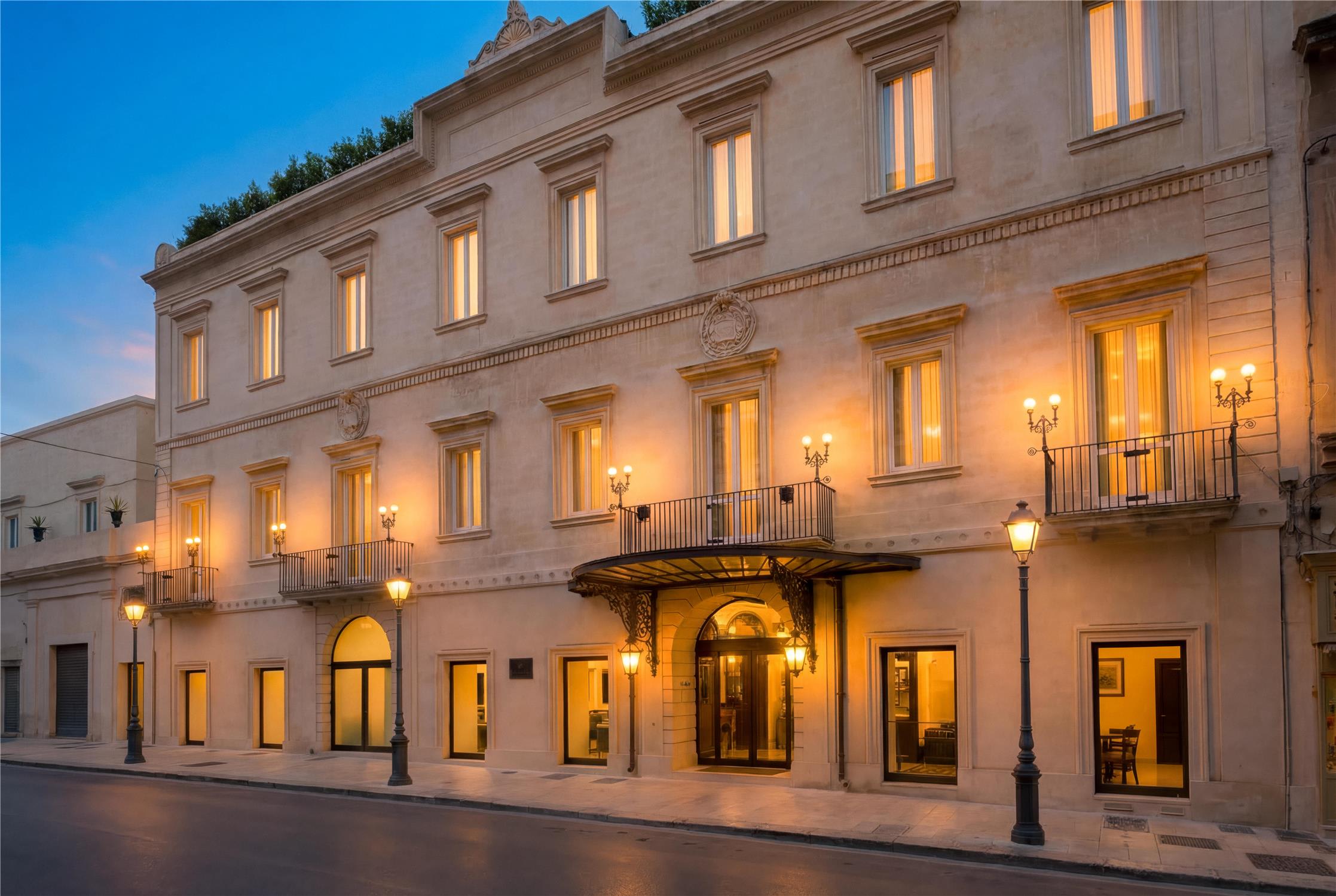 Tivoli Palazzo 1880 Lecce Hotel 1