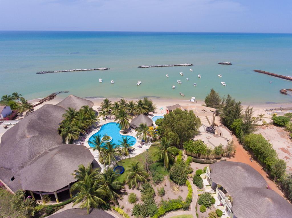 Royal Saly 1