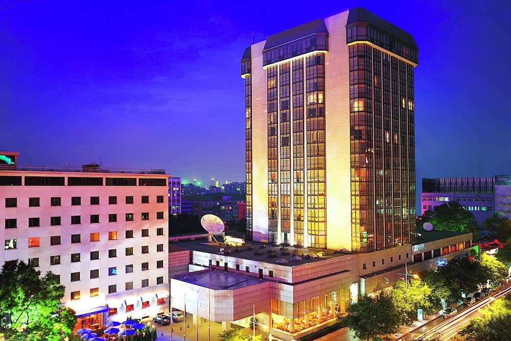 Peace Hotel Beijing 1