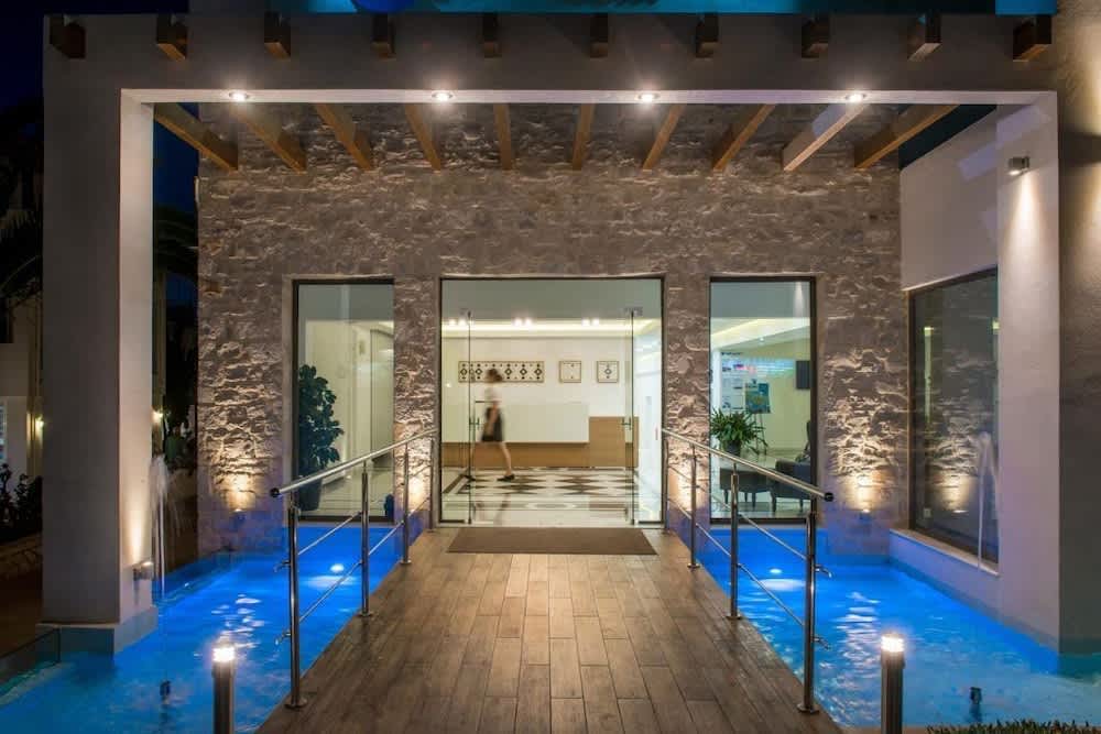 Cretan Beach Resort - adults only 2