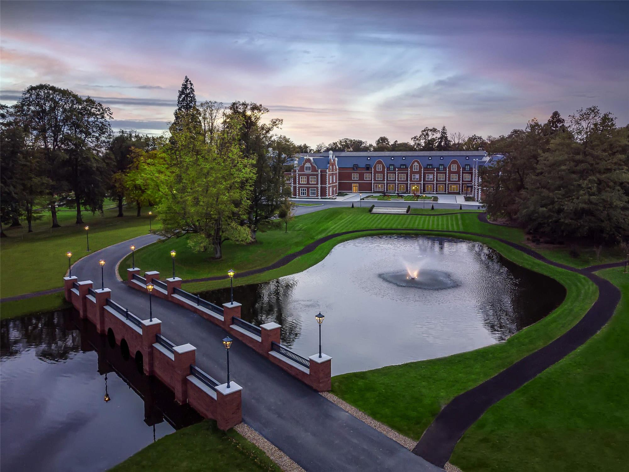 Fairmont Windsor Park 1