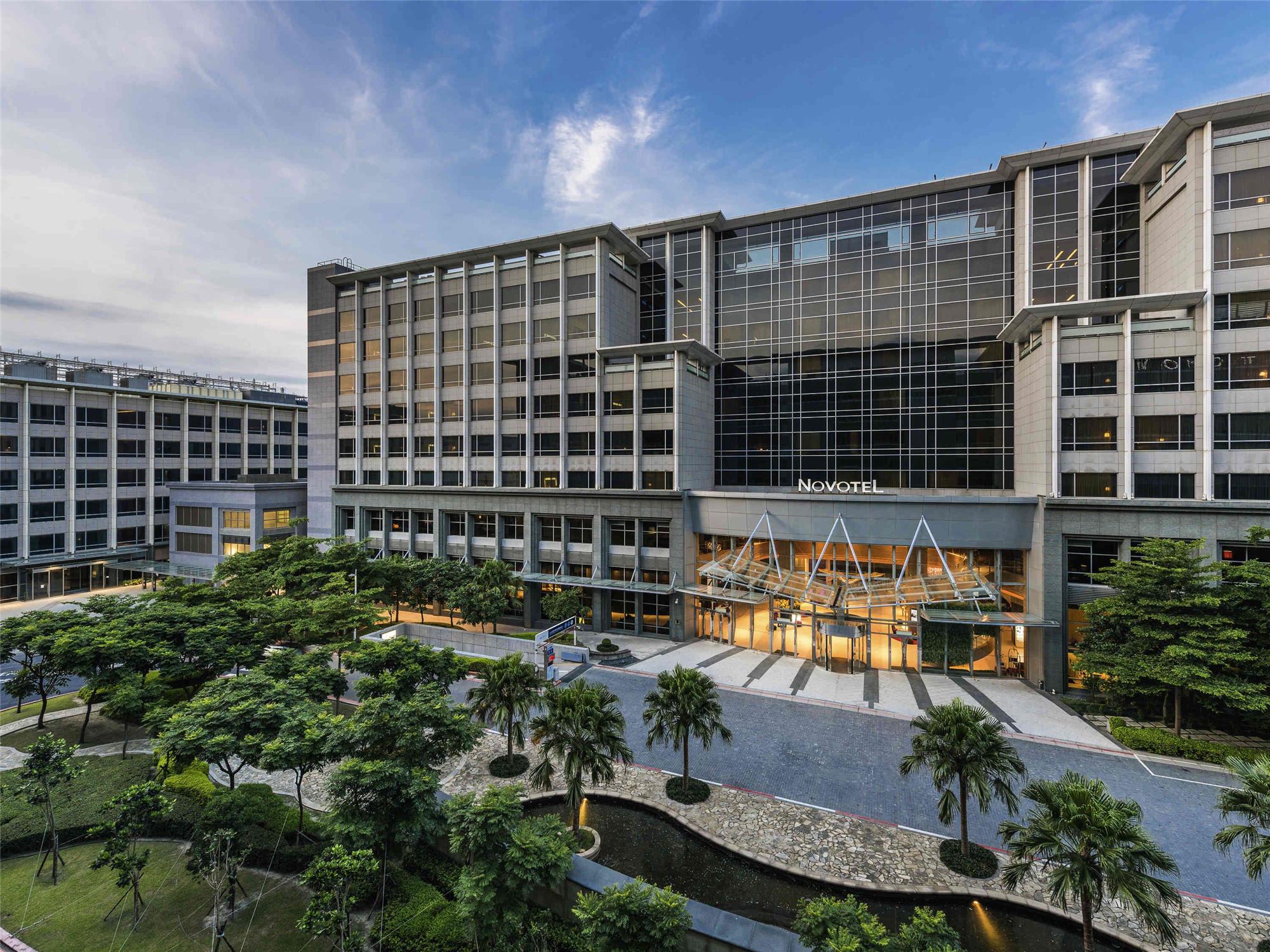 Hyatt Regency Taoyuan International Airport 1