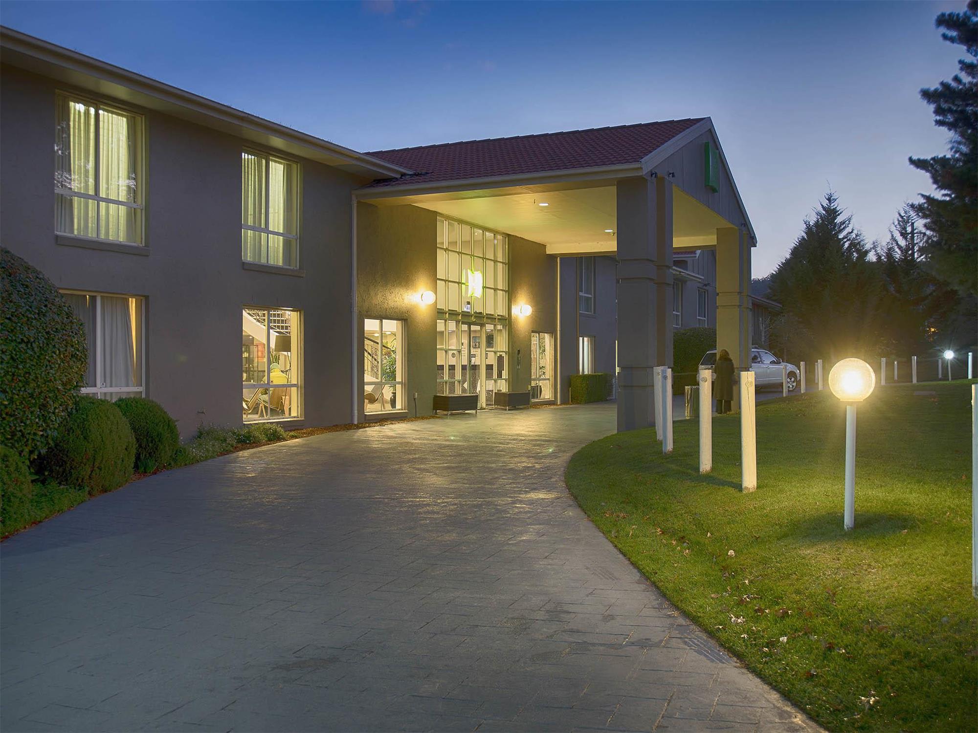 ibis Styles Canberra 2