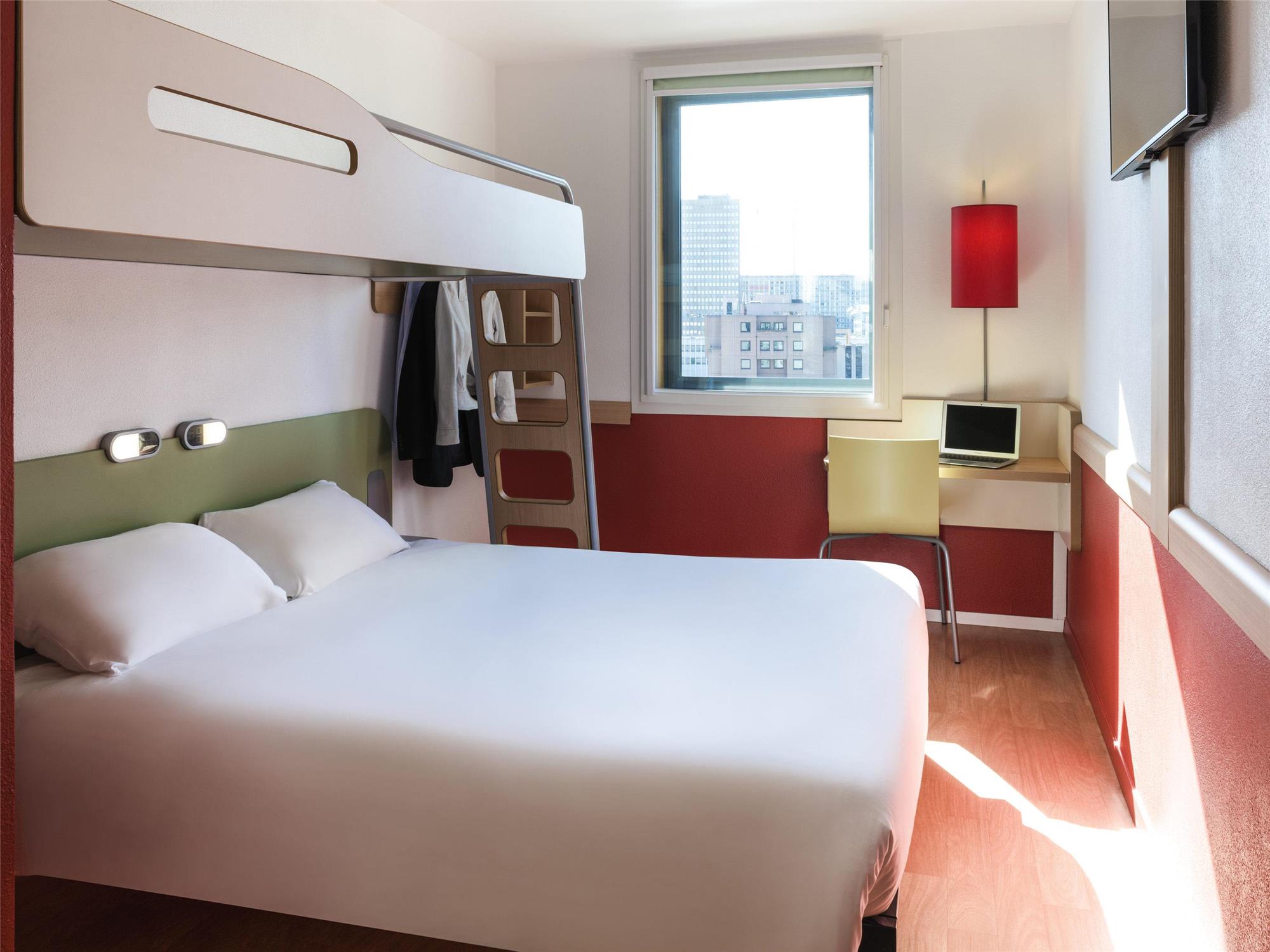 Ibis Budget Lyon Centre - Gare Part Dieu 1