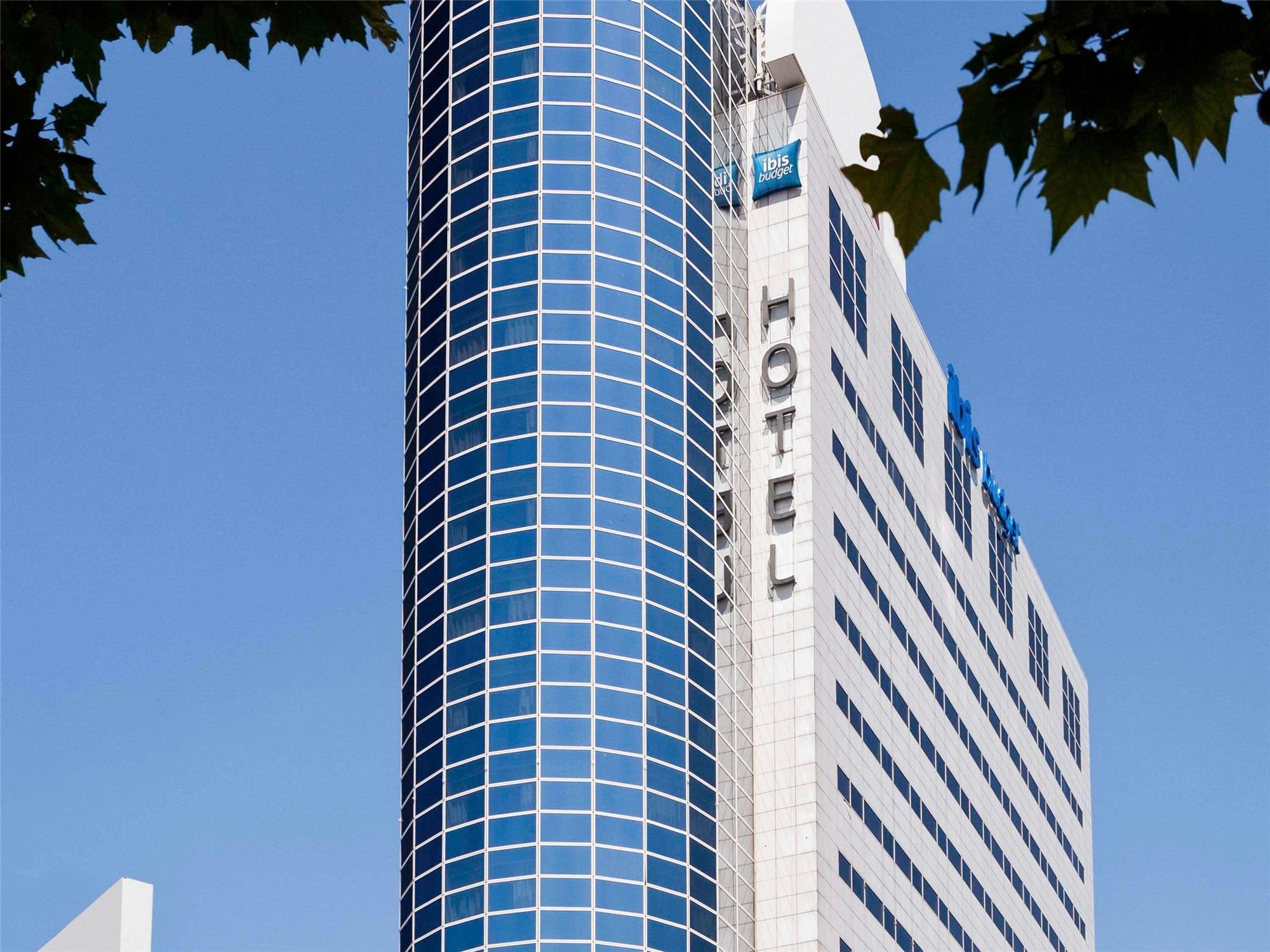 ibis budget Paris Porte de Montreuil 1