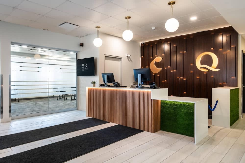 Quality Inn & Conference Centre Kingston Central 2