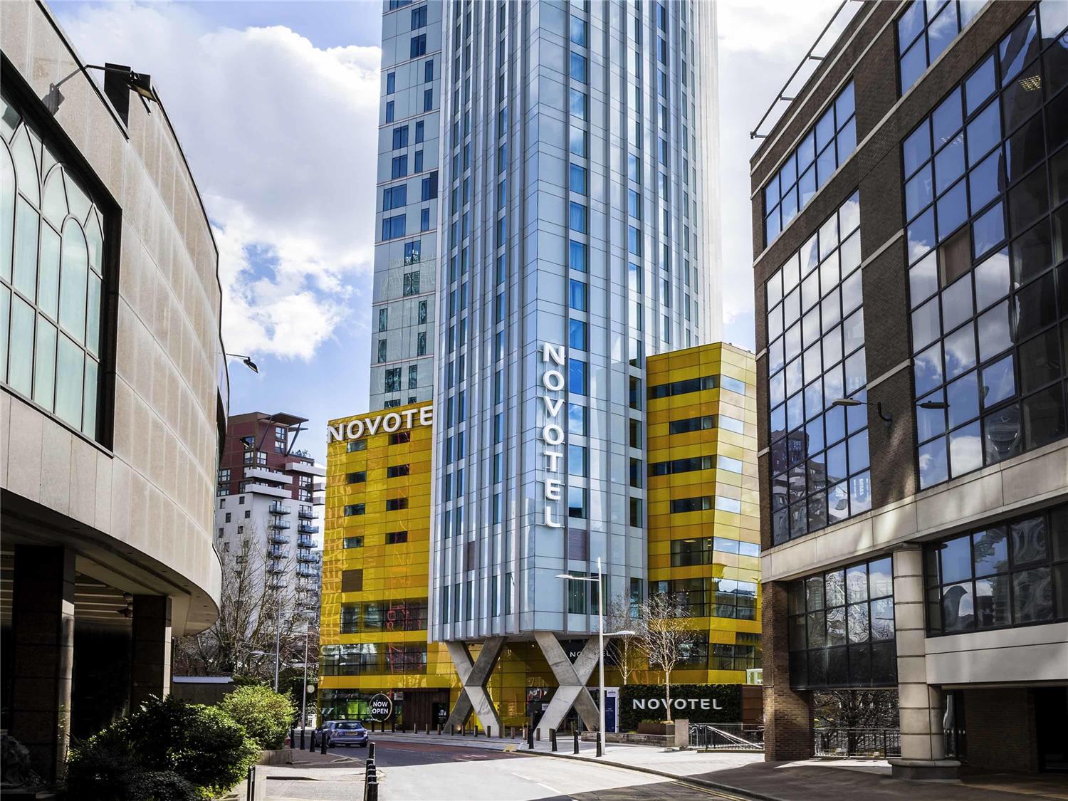 Novotel London Canary Wharf 2