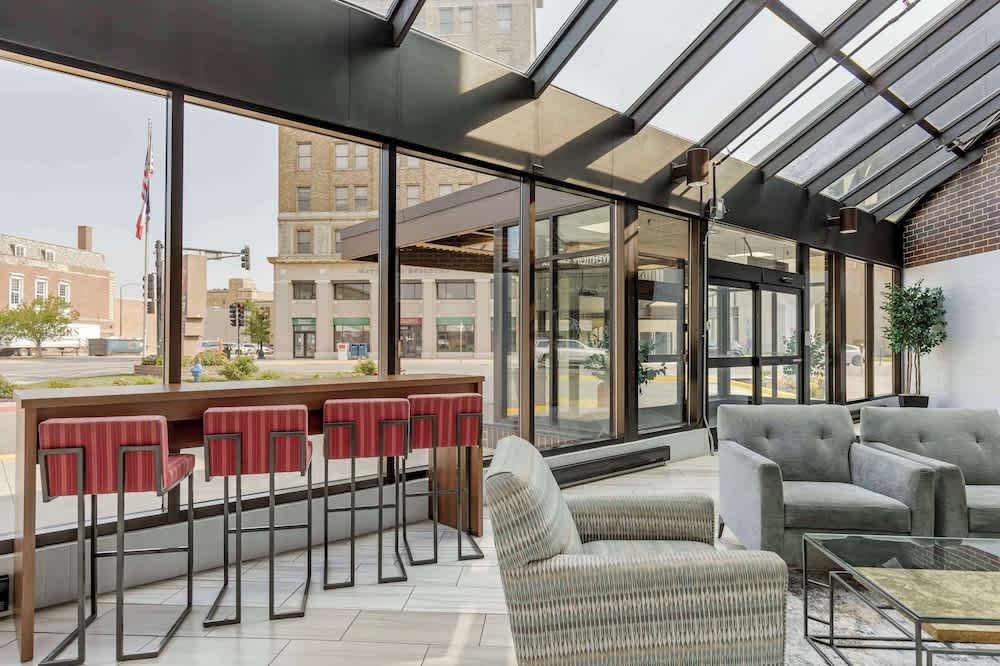 Best Western Plus Waterloo & Cedar Falls 2