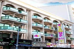 Click Grand Hotel - Bur Dubai 1