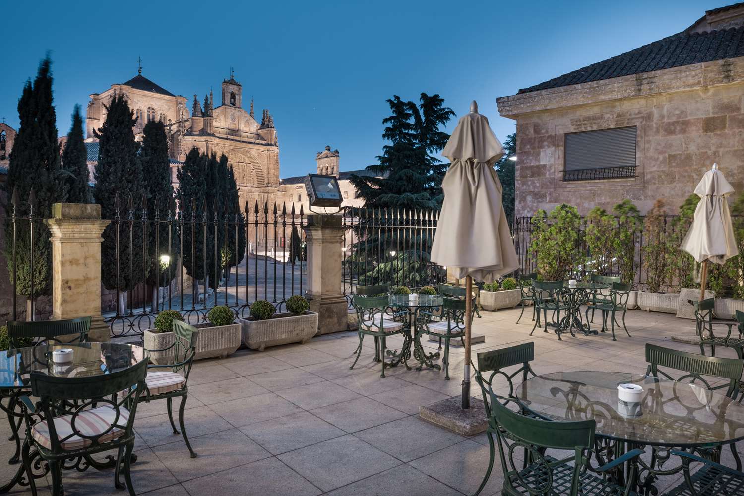 NH Collection Salamanca Palacio de Castellanos 1